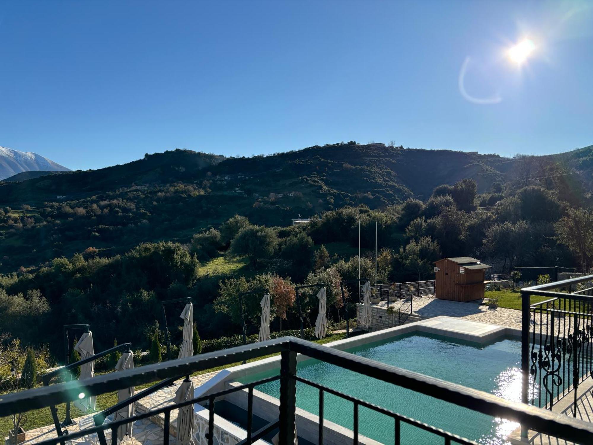Gle-Alb Agrotourism Hotel Tepelene Luaran gambar