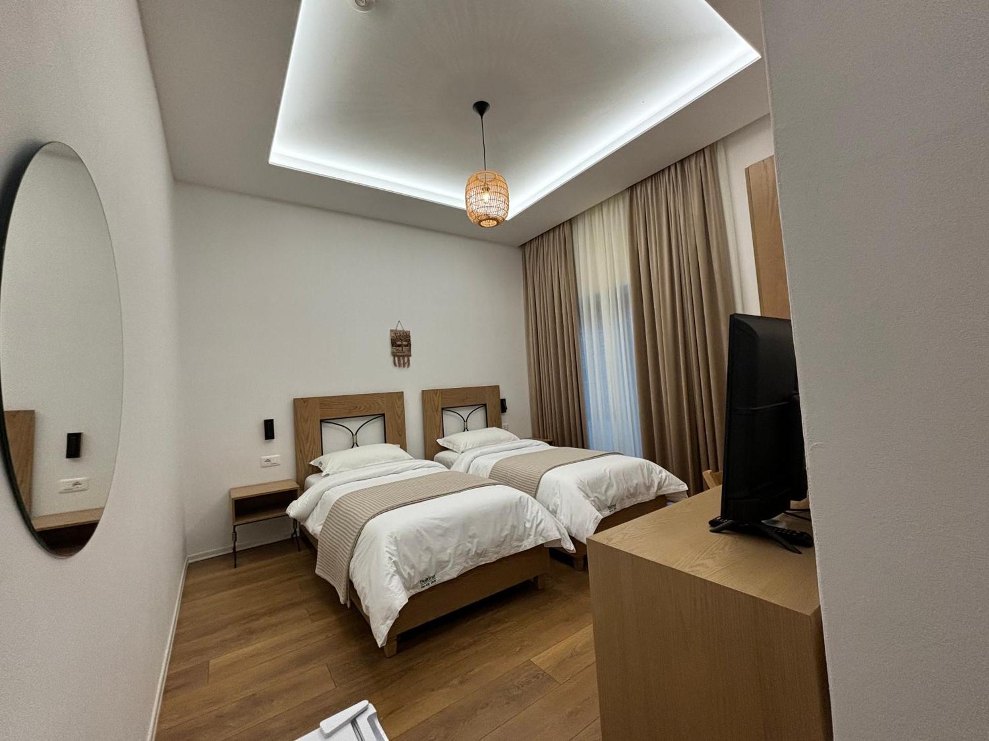 Gle-Alb Agrotourism Hotel Tepelene Luaran gambar