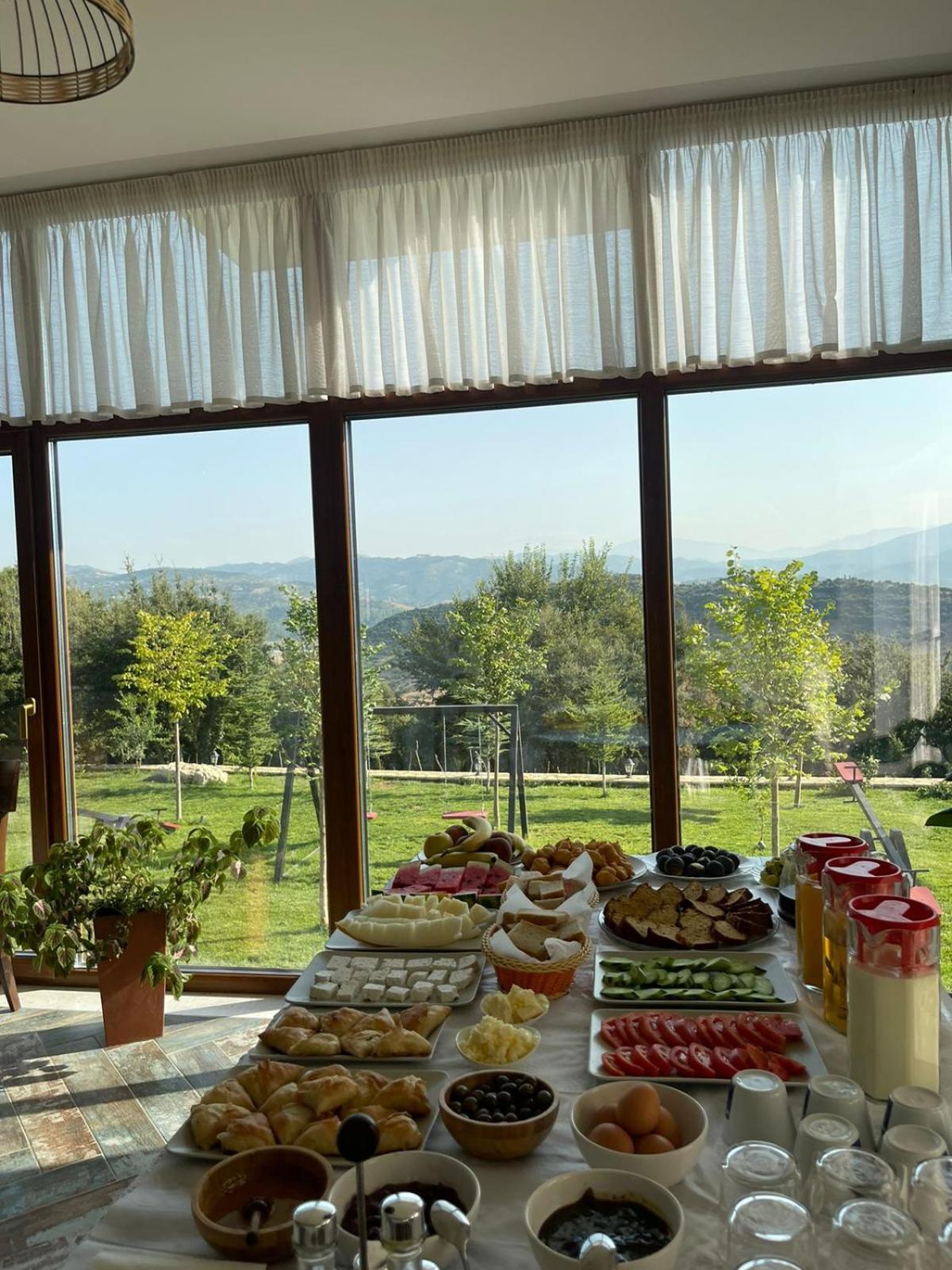 Gle-Alb Agrotourism Hotel Tepelene Luaran gambar