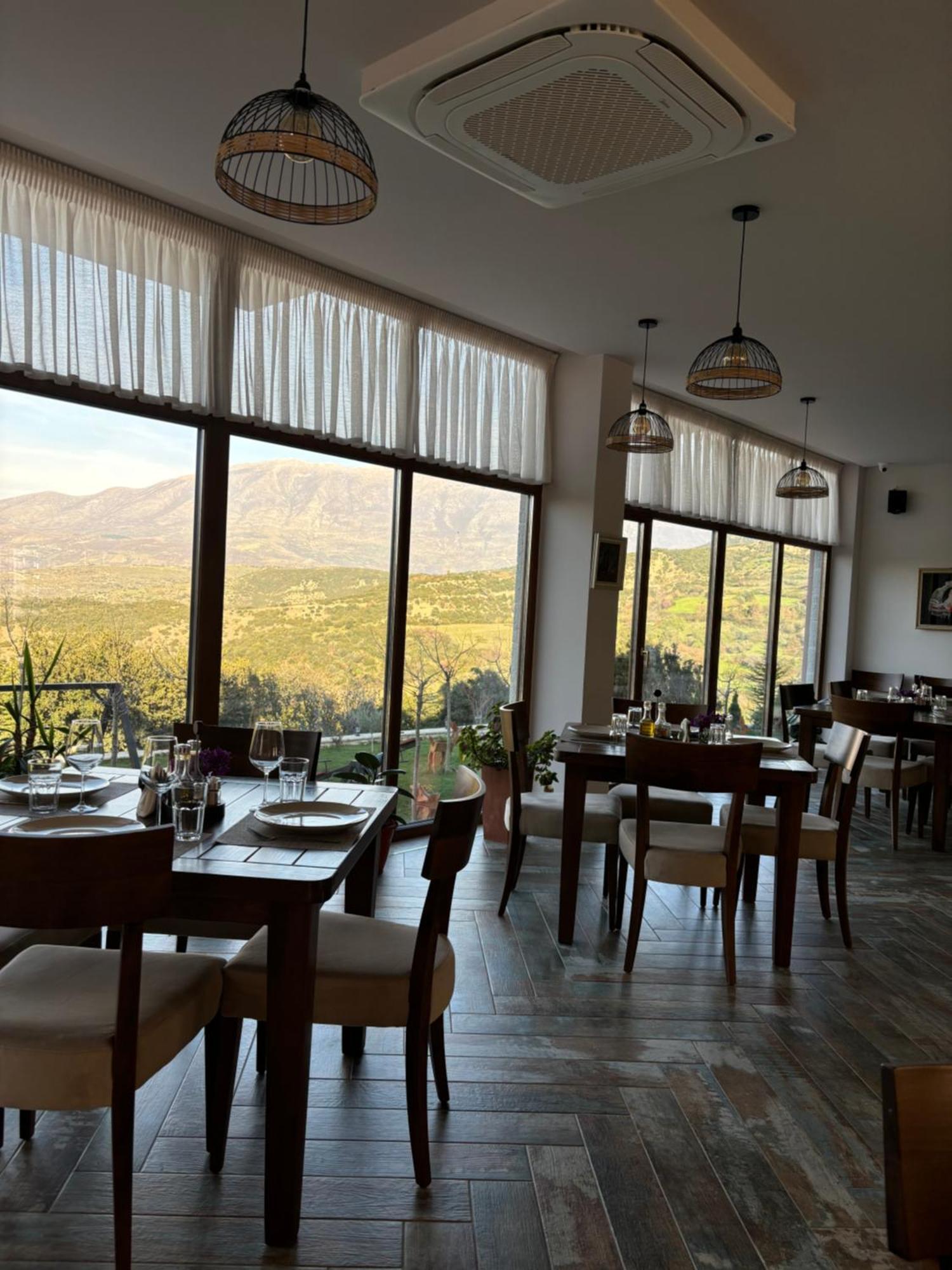 Gle-Alb Agrotourism Hotel Tepelene Luaran gambar